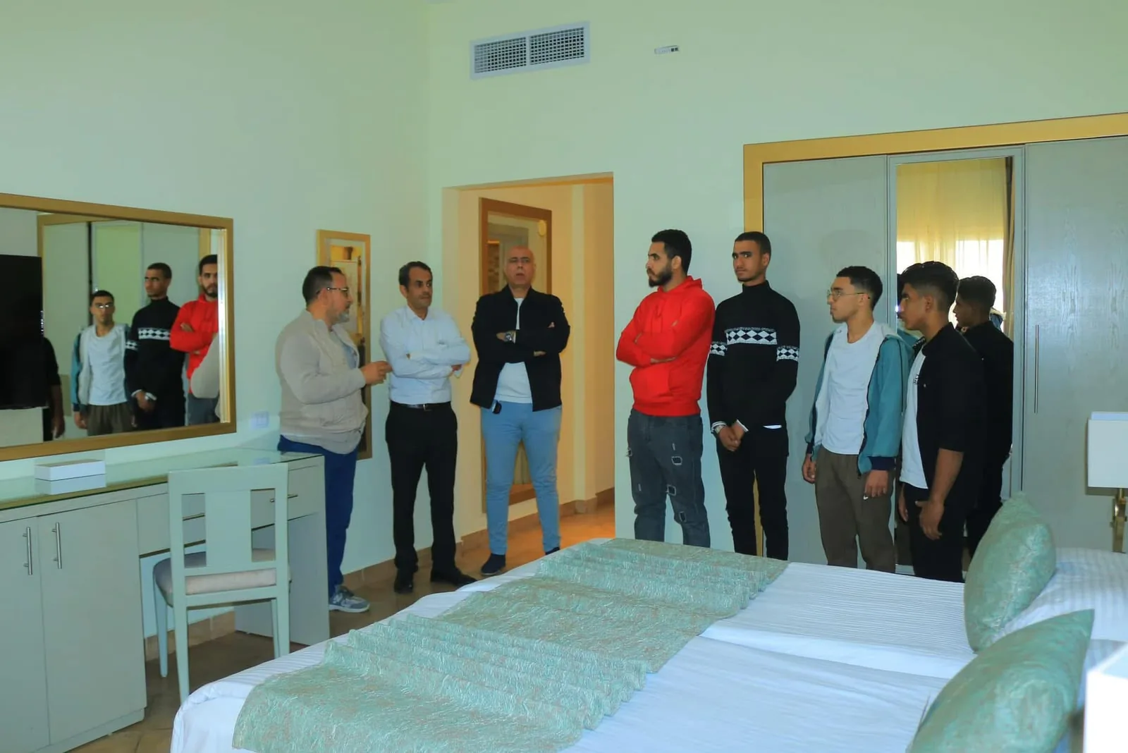 سياحة و فنادق — 4